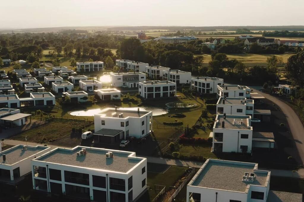 Zsira Luxus Appartement Am Golfplatz Und Therme Lutzmannsburg מראה חיצוני תמונה